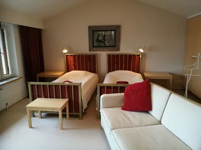 Отель Club House Hotelli Kaipolan Ranta Йямся Номер с кроватью размера "king-size" и видом на озеро-2