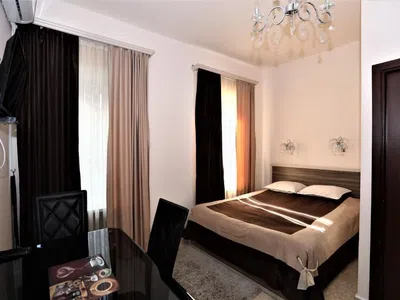 Отель Comfort House Hotel and Tours Ереван Двухместный номер с 1 кроватью и собственной ванной комнатой-14