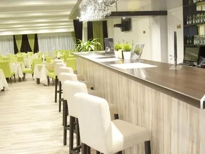 Hotel&amp;SPA Лафер Ренессанс 4 — фото 18